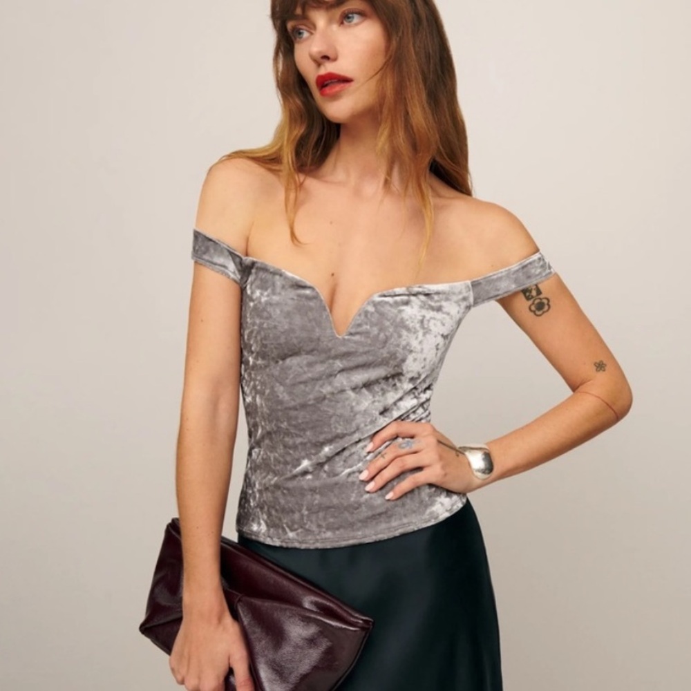 NWT Reformation Andria Knit Top Moonlight Velvet Silver Off-Shoulder Tank Top XS